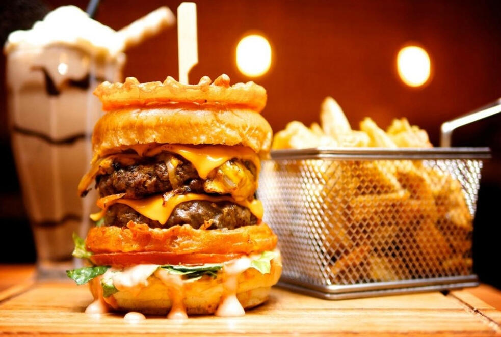 Farm Fresh Burgers & Shakes